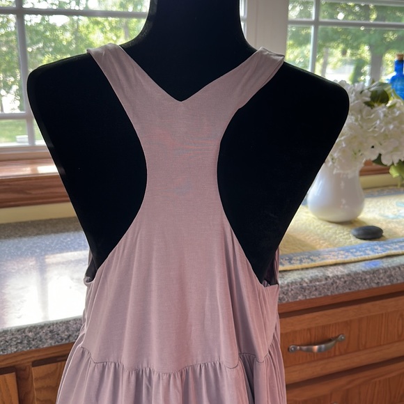 Lavendar Tiered Dress - Picture 4 of 6